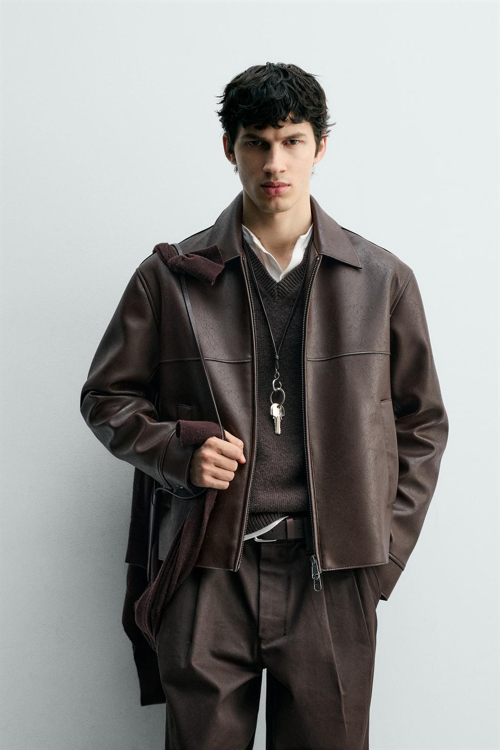 КУРТКА ИЗ ИСКУССТВЕННОЙ КОЖИ