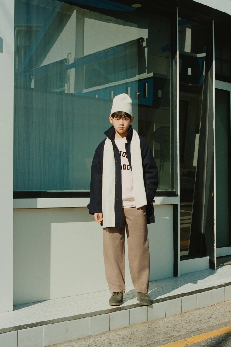 ПРЯМЫЕ БРЮКИ С ЗАЩИПАМИ