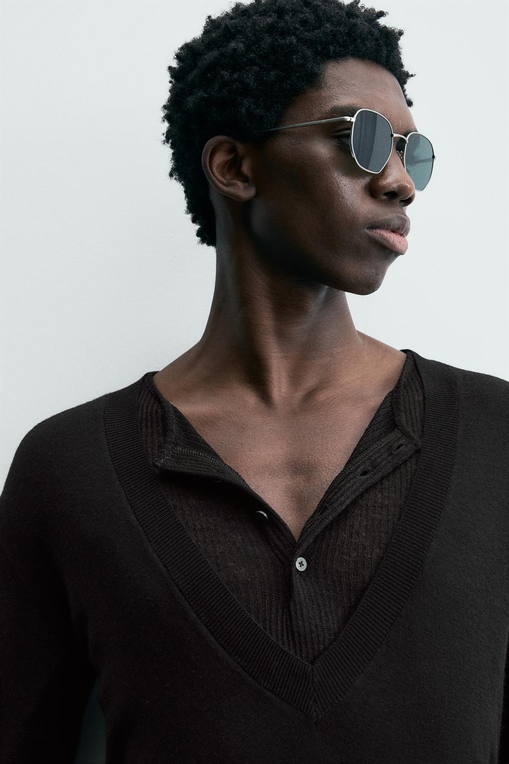 Джемпер из ограниченной коллекции из шерсти с глубоким v-образным вырезом