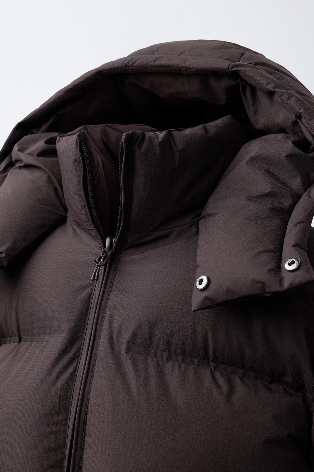 СТЕГАНОЕ ВОДОНЕПРОНИЦАЕМОЕ ПАЛЬТО