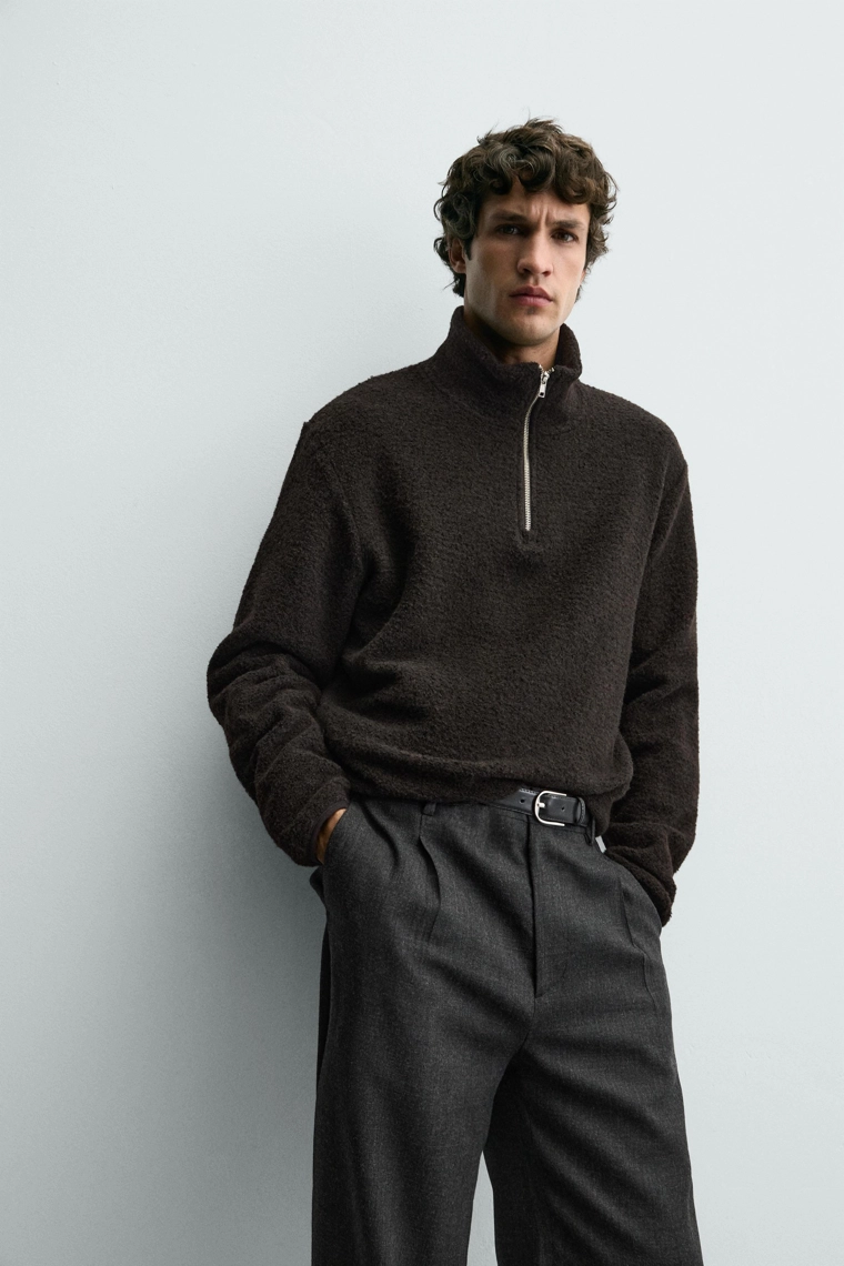 ТОЛСТОВКА ИЗ ИСКУССТВЕННОЙ ОВЧИНЫ С ВОРОТНИКОМ НА МОЛНИИ