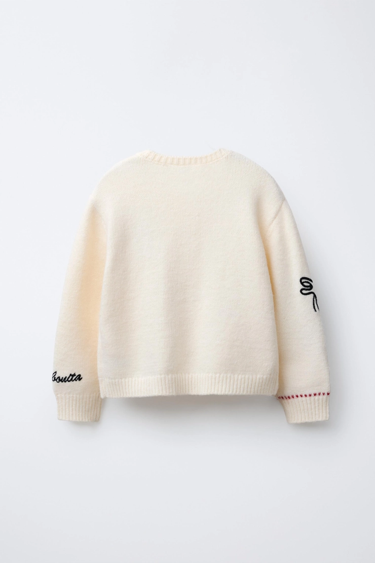 ВЯЗАНЫЙ КАРДИГАН С ВЫШИВКОЙ