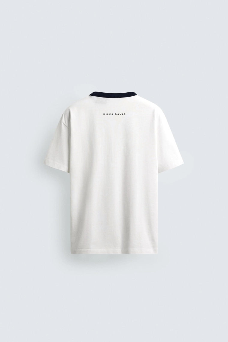 ФУТБОЛКА С ПРИНТОМ ©MILES DAVIS