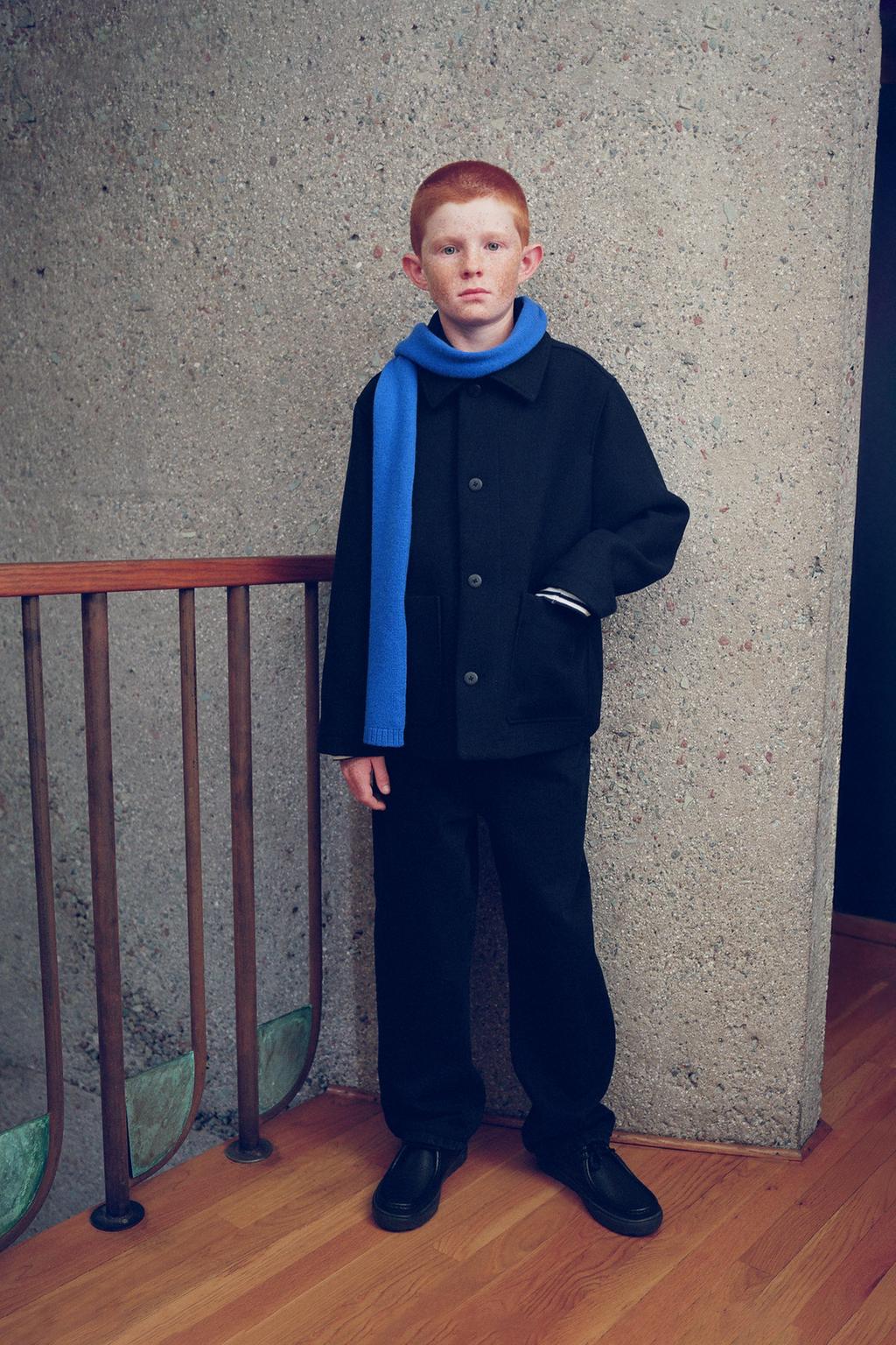 КОРОТКАЯ КУРТКА ИЗ СМЕСОВОЙ ШЕРСТИ