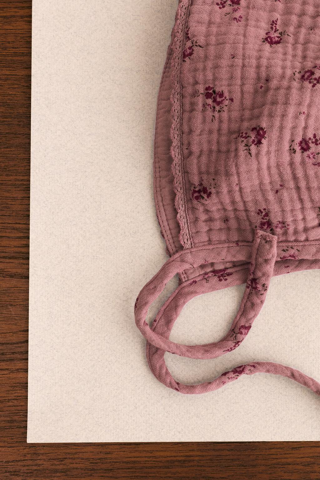 ZARA TIMELESS - ЧЕПЧИК С ЦВЕТОЧНЫМ УЗОРОМ