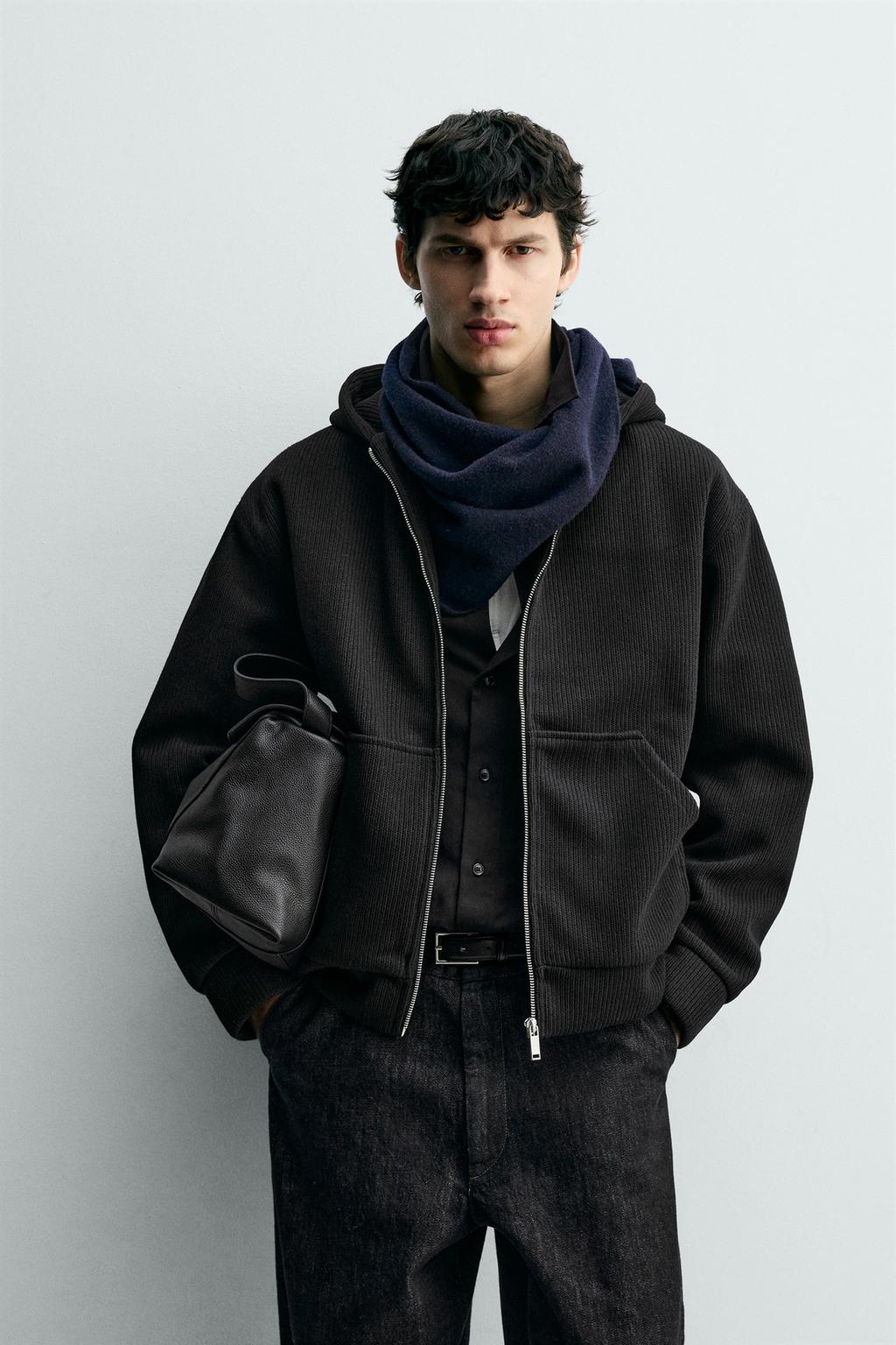 ТОЛСТОВКА С КАПЮШОНОМ И МОЛНИЕЙ В РУБЧИК