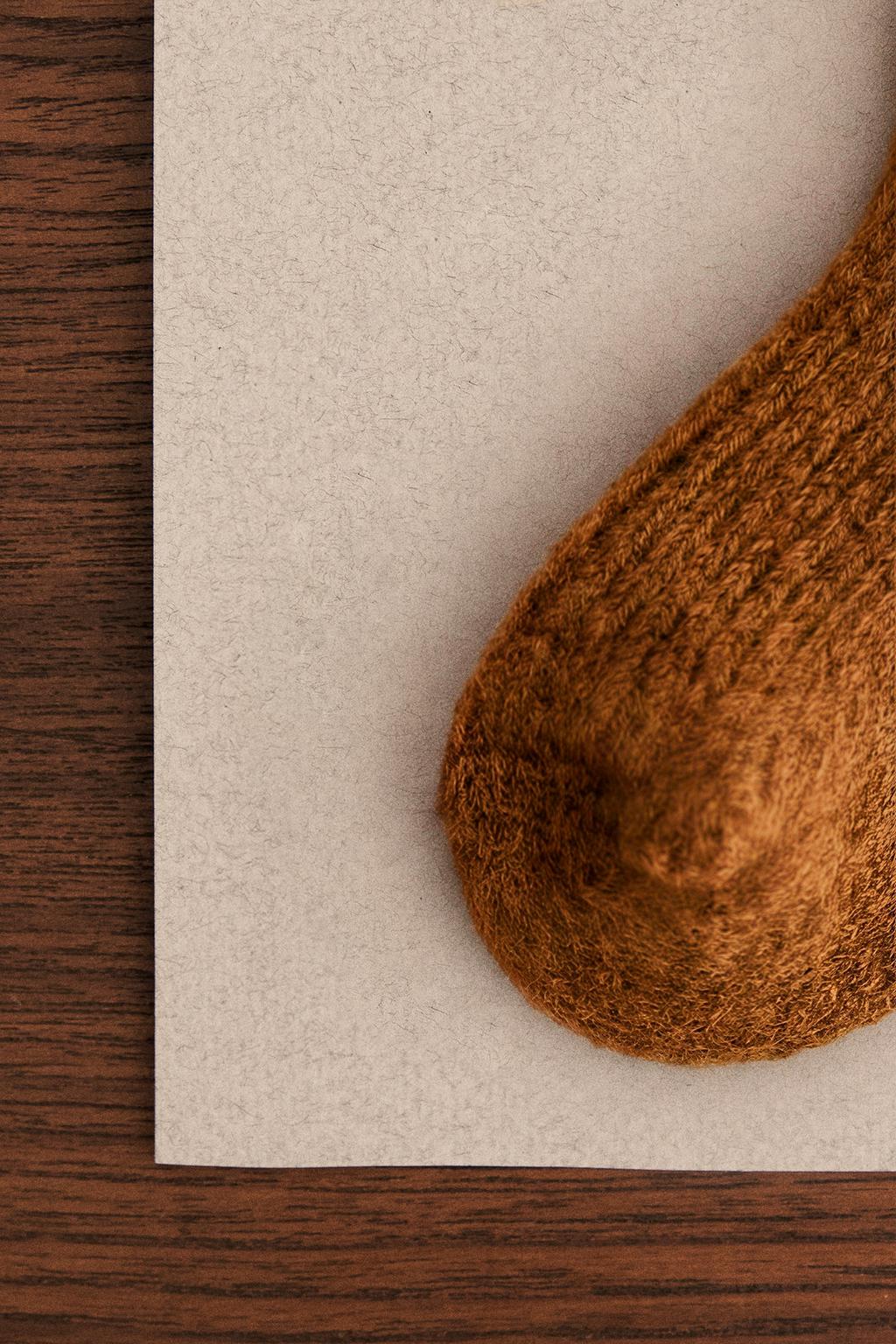 ZARA TIMELESS — НОСКИ С КАШЕМИРОМ