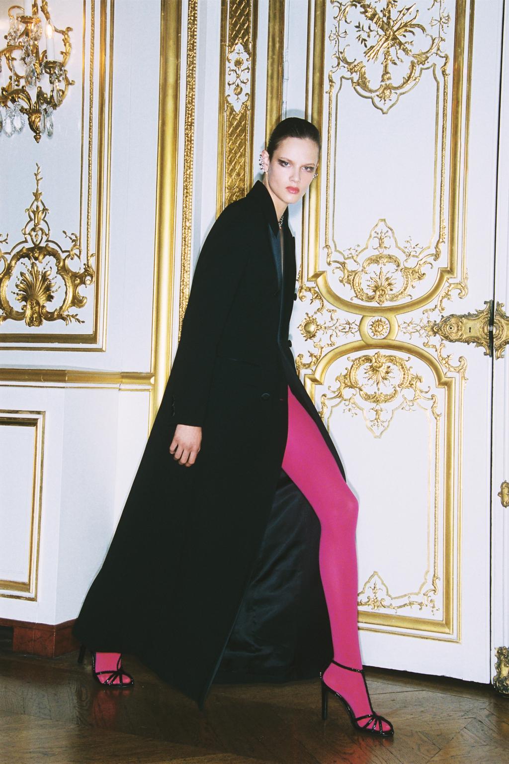 КЛАССИЧЕСКОЕ ПАЛЬТО СО СМОКИНГОВЫМ ВОРОТНИКОМ — ZW COLLECTION LIMITED EDITION