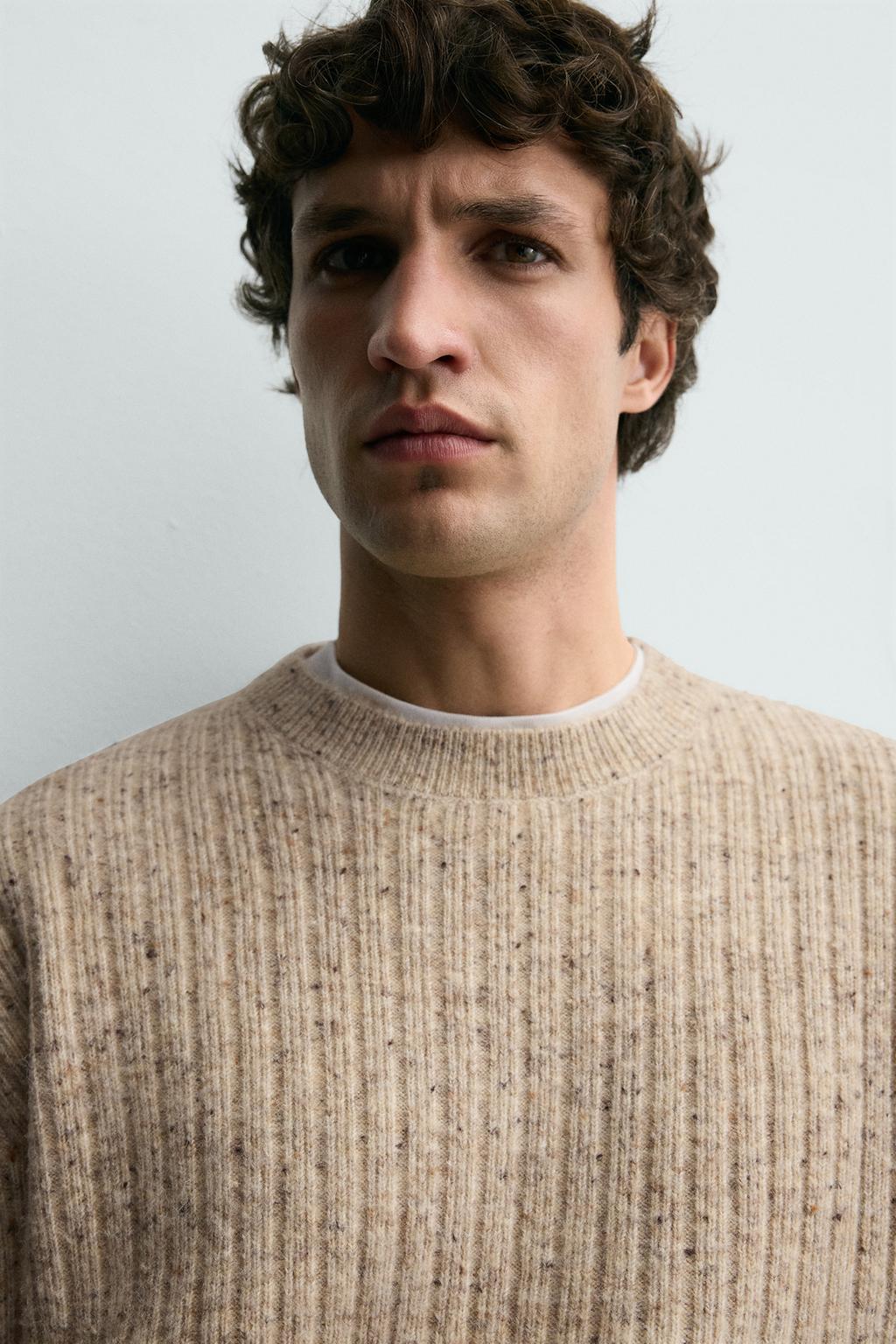 СВИТЕР В РУБЧИК С ПУГОВИЦАМИ