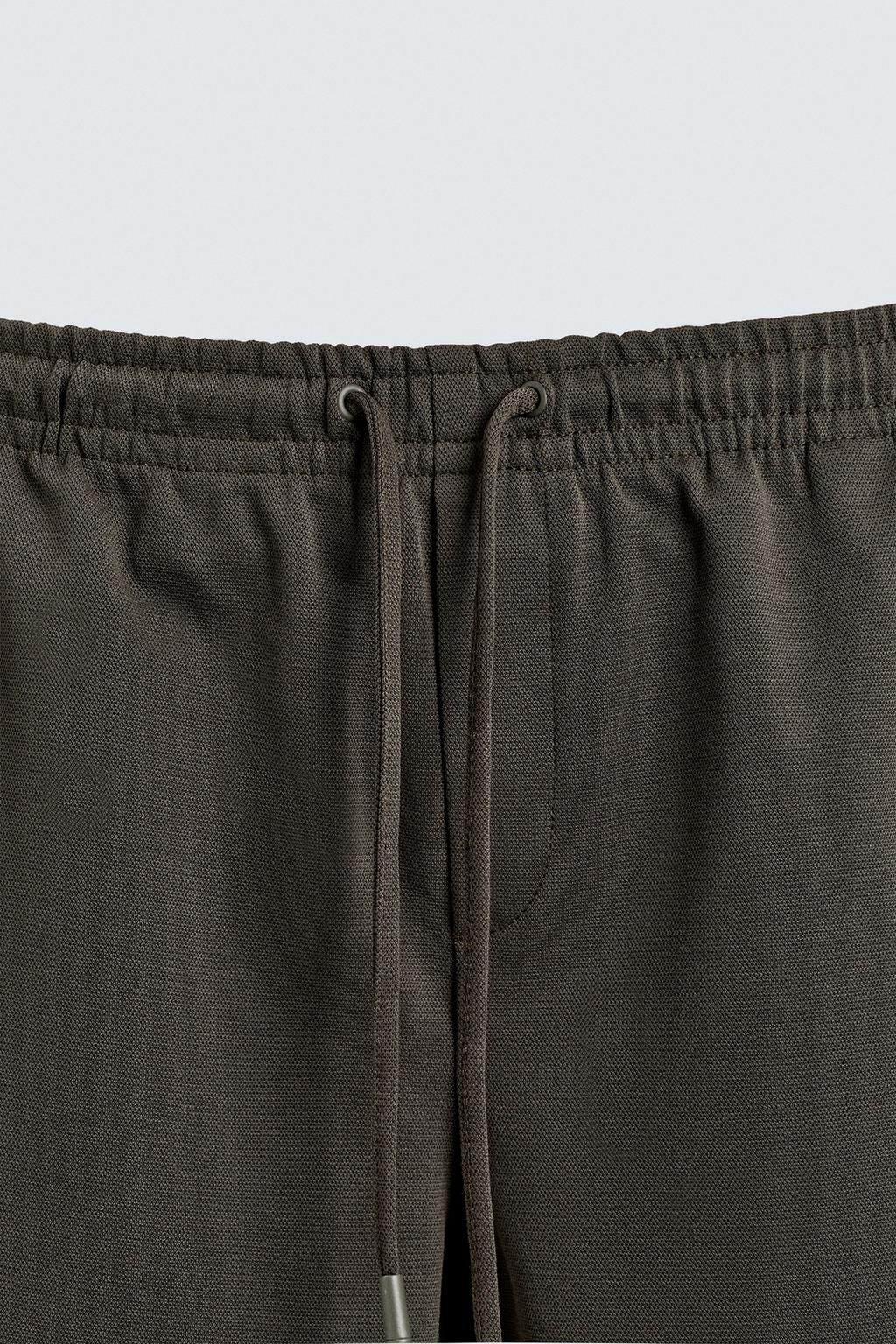 Комфортабельные брюки с манжетами на поясе без утюжки