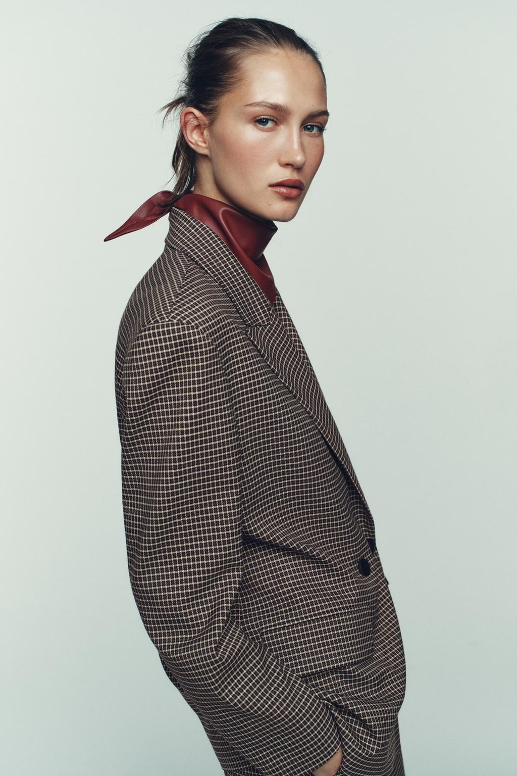 ДВУБОРТНЫЙ БЛЕЙЗЕР ОВЕРСАЙЗ В КЛЕТКУ