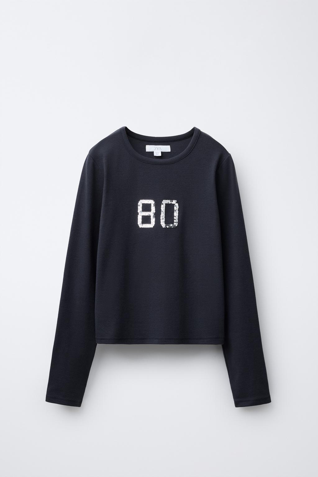 ФУТБОЛКА С ВЫШИВКОЙ И ПАЙЕТКАМИ