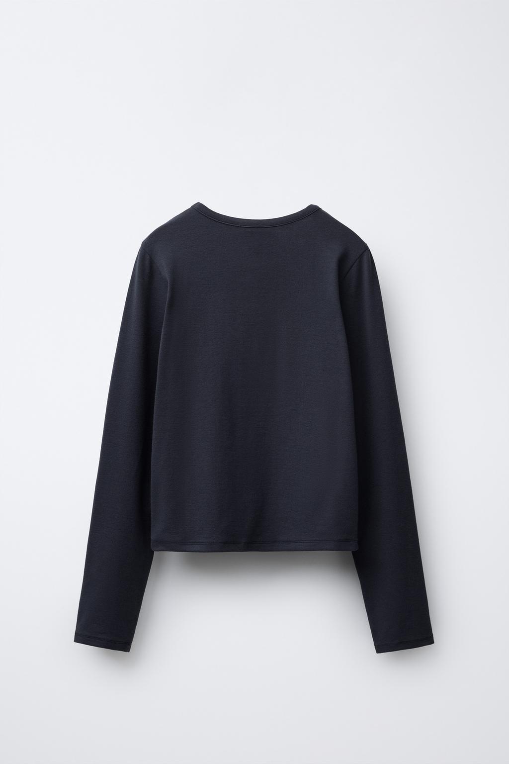 ФУТБОЛКА С ВЫШИВКОЙ И ПАЙЕТКАМИ