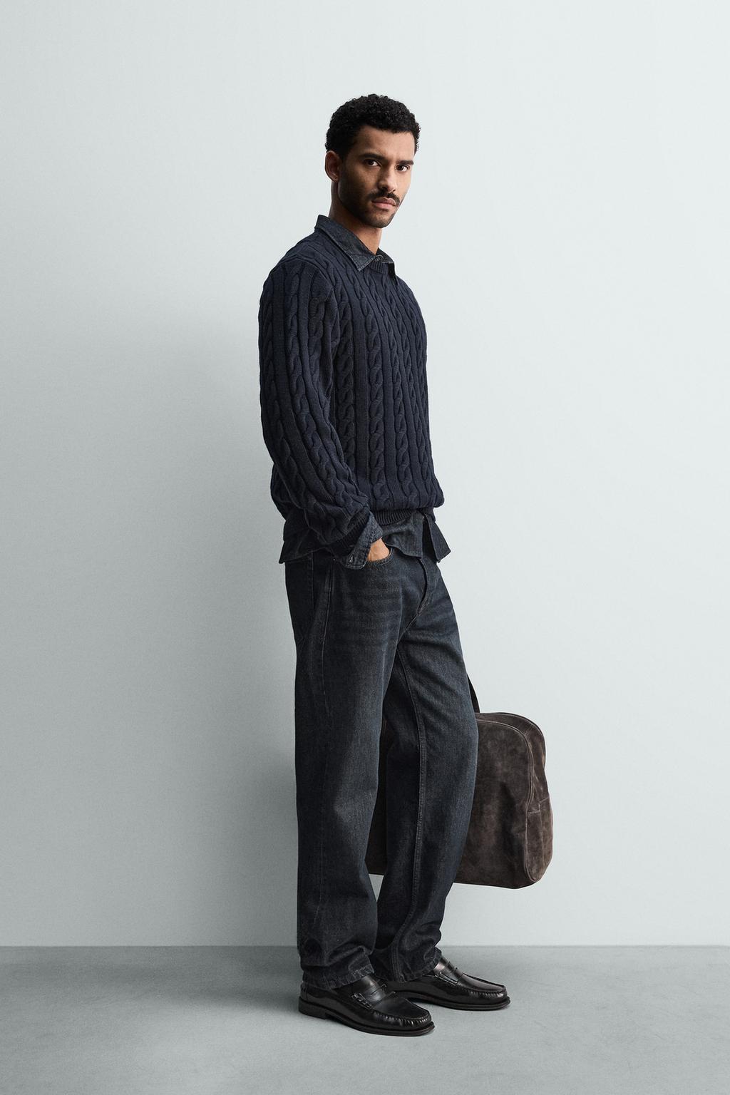 СВИТЕР С УЗОРОМ «КОСЫ»