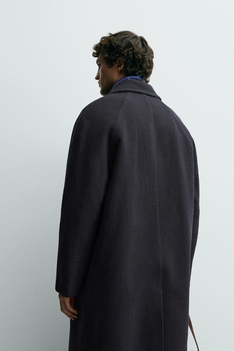 ПАЛЬТО ИЗ СТРУКТУРНОЙ ШЕРСТИ