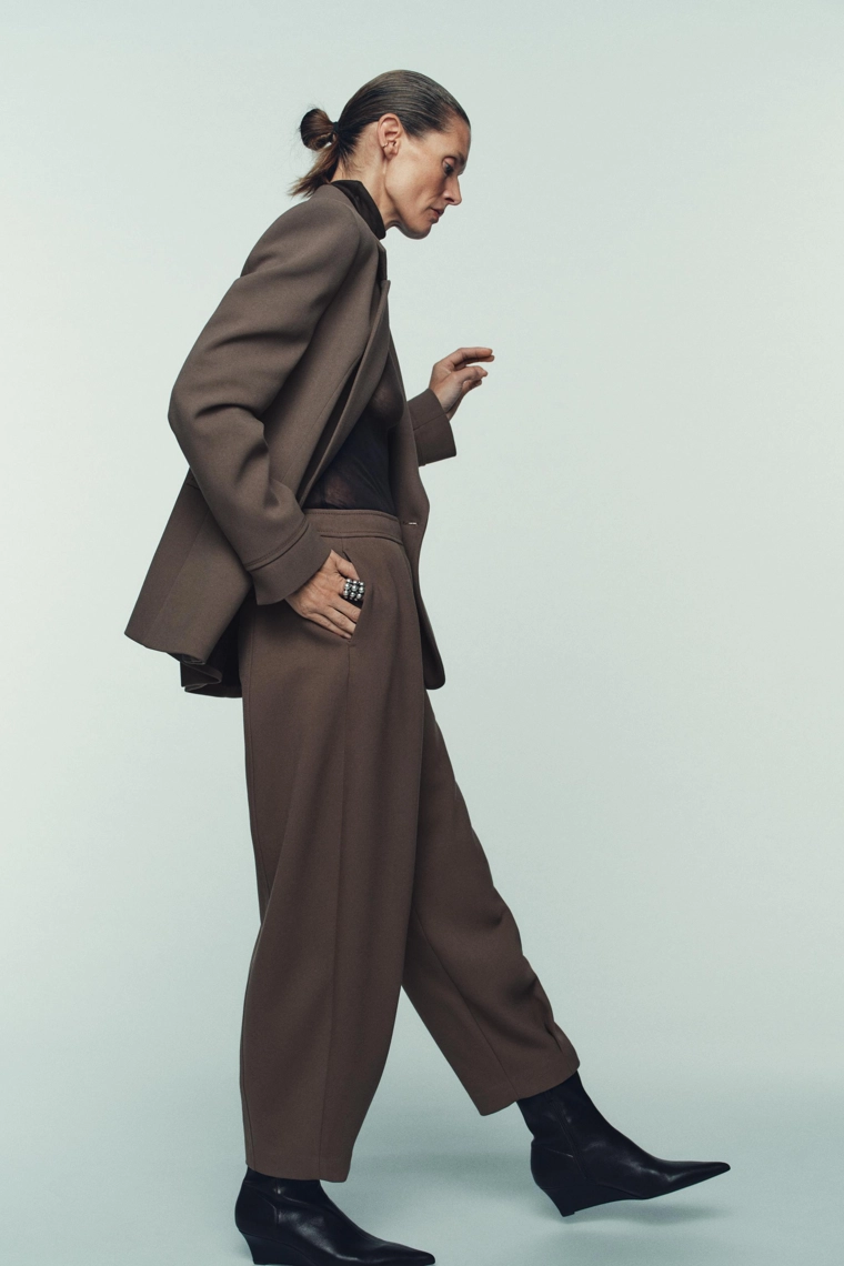 БРЮКИ CARROT FIT С МОЛНИЕЙ