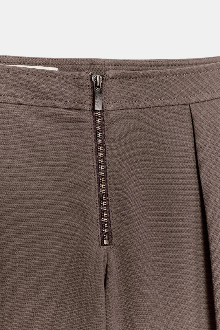 БРЮКИ CARROT FIT С МОЛНИЕЙ