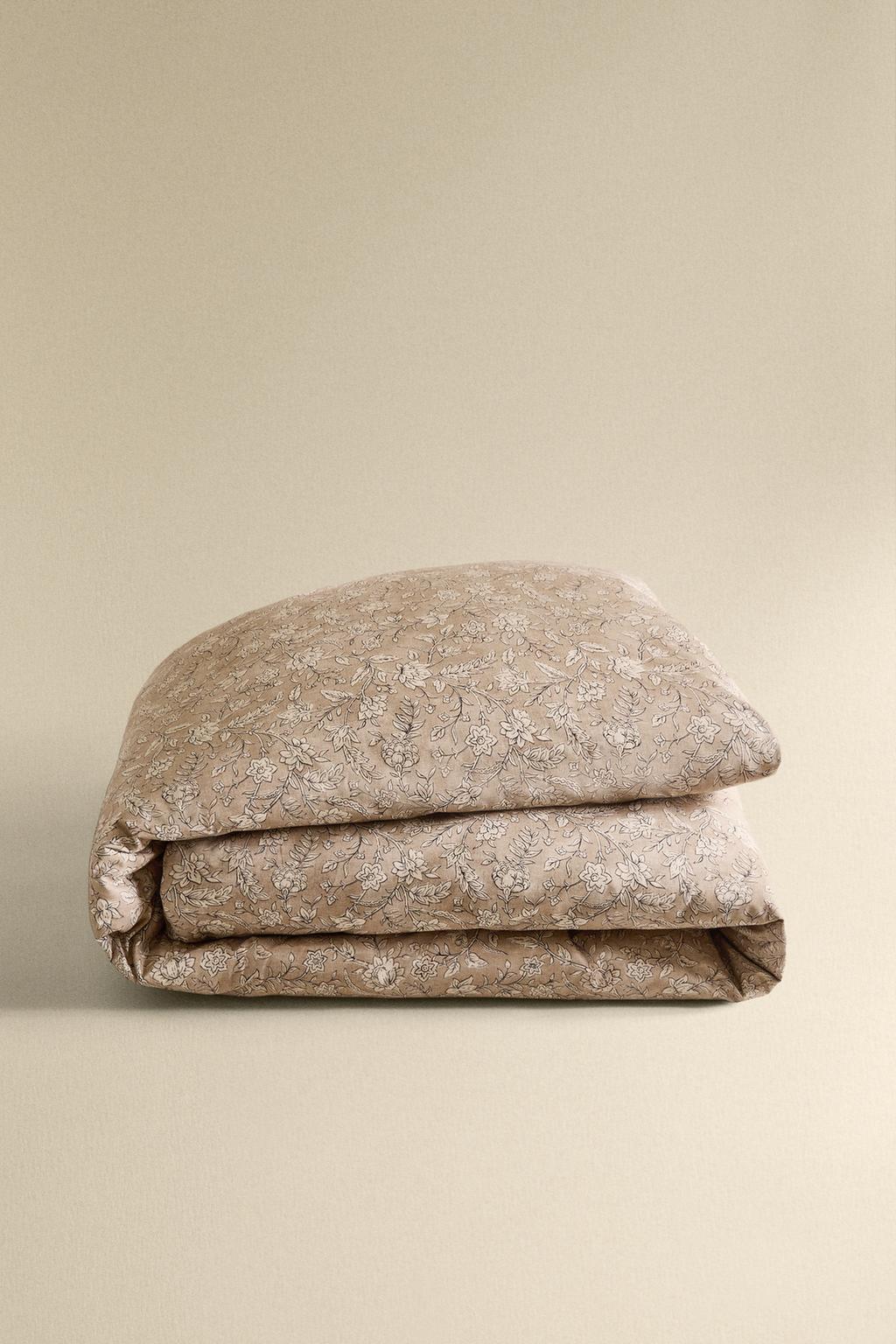 Постельное белье с цветочным принтом