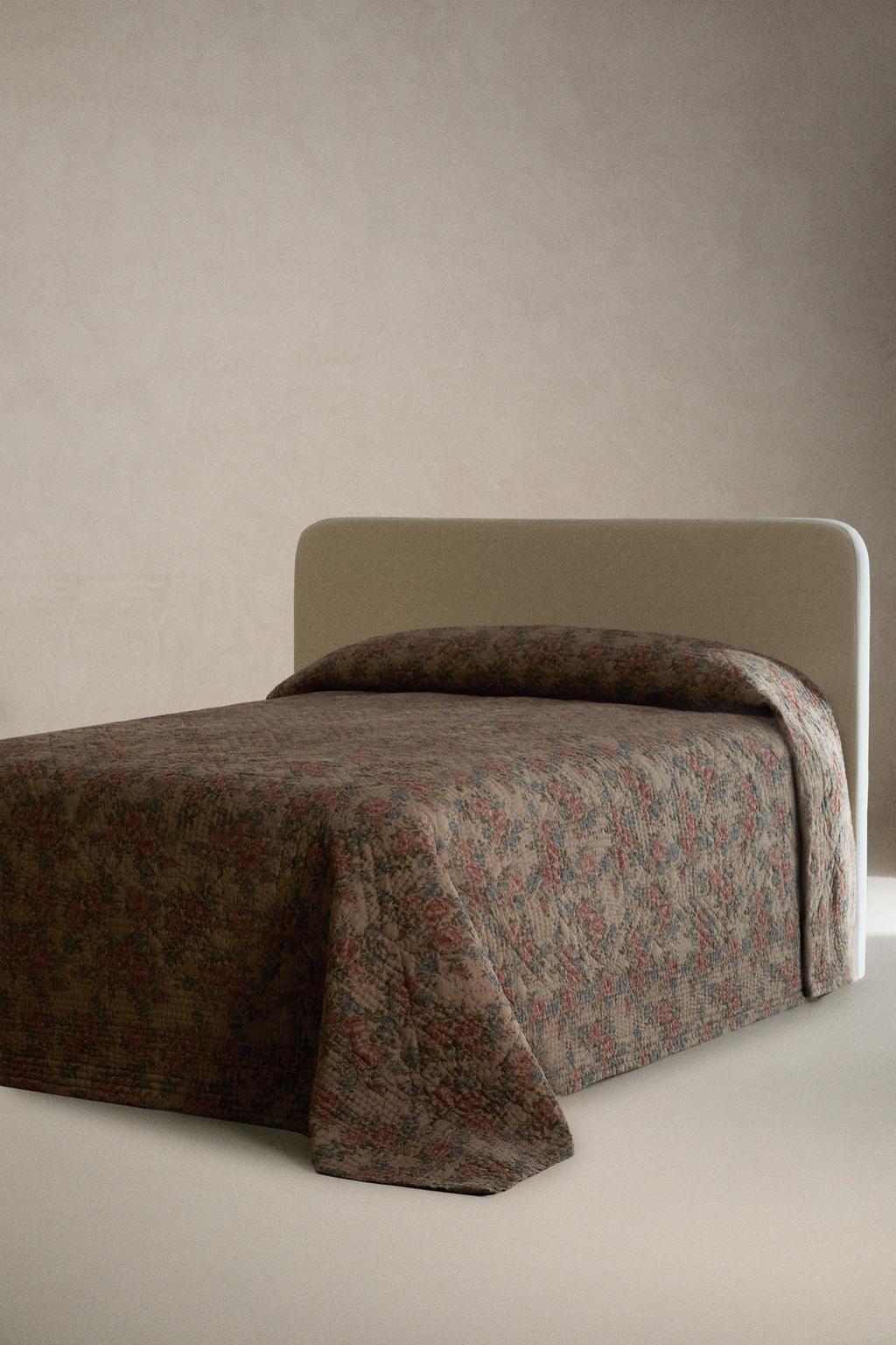 Реверсивное одеяло с цветочным узором