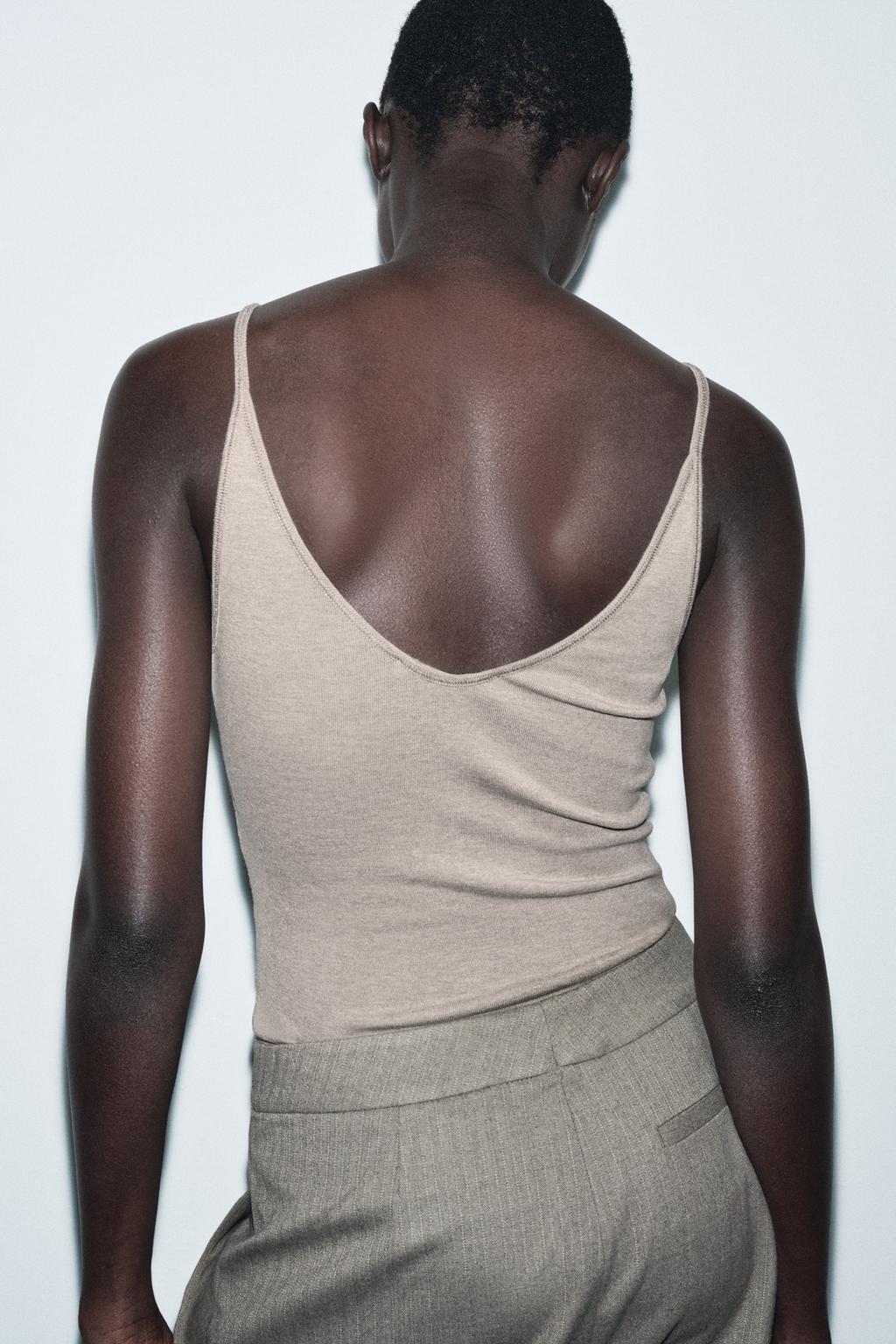 МАЙКА НА БРЕТЕЛЯХ