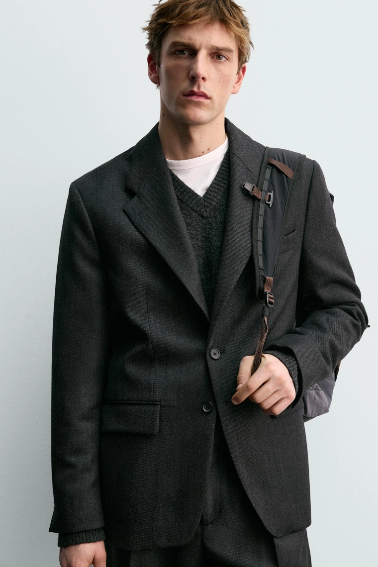 КОСТЮМНЫЙ БЛЕЙЗЕР ИЗ 100% ШЕРСТИ, ТВИЛ — AARON LEVINE X ZARA