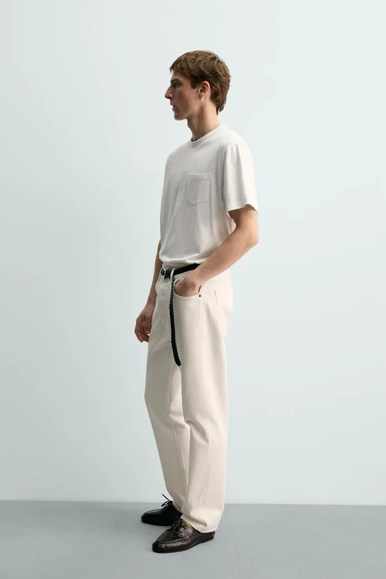 ФУТБОЛКА С КАРМАНОМ AARON LEVINE X ZARA