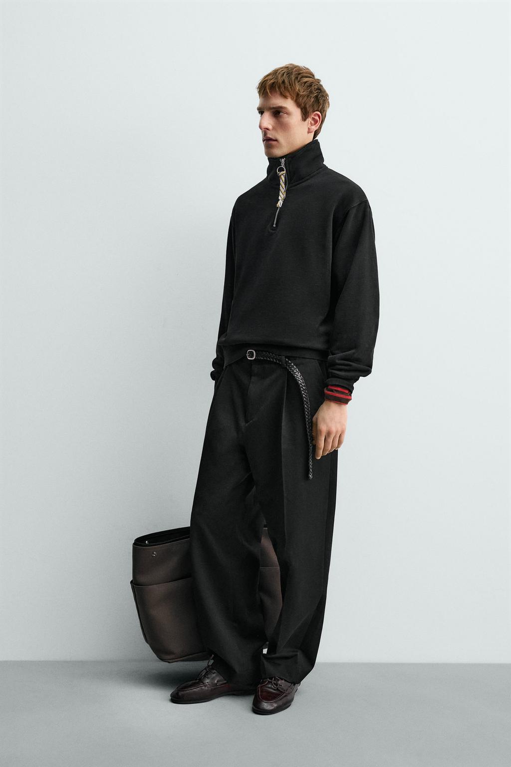 ТОЛСТОВКА С ВОРОТНИКОМ НА МОЛНИИ И ЛЕНТОЙ AARON LEVINE X ZARA