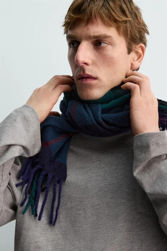 ШАРФ ИЗ СМЕСОВОЙ ШЕРСТИ В КЛЕТКУ — AARON LEVINE X ZARA