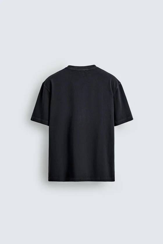ФУТБОЛКА С КАРМАНОМ AARON LEVINE X ZARA