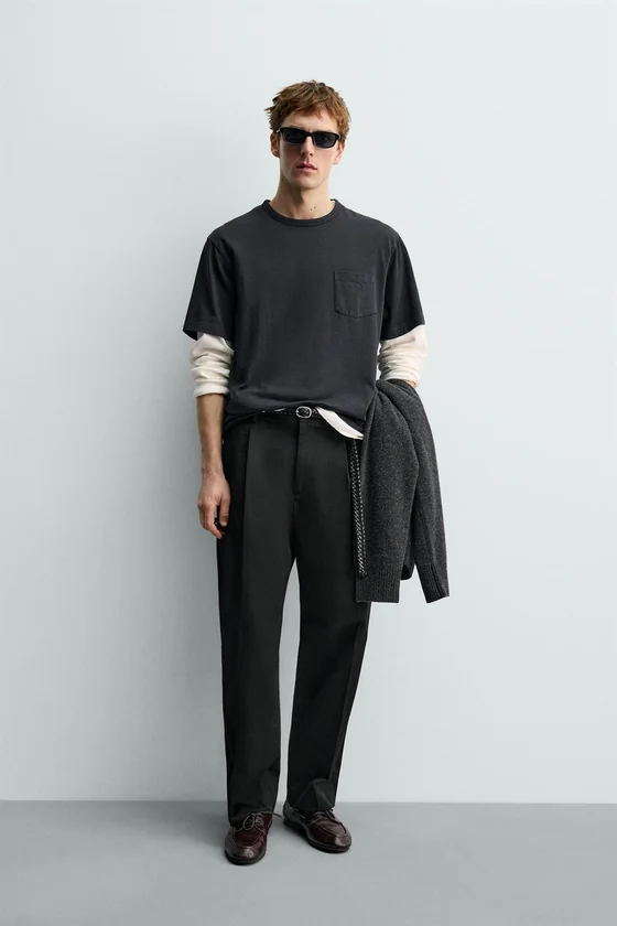 ФУТБОЛКА С КАРМАНОМ AARON LEVINE X ZARA