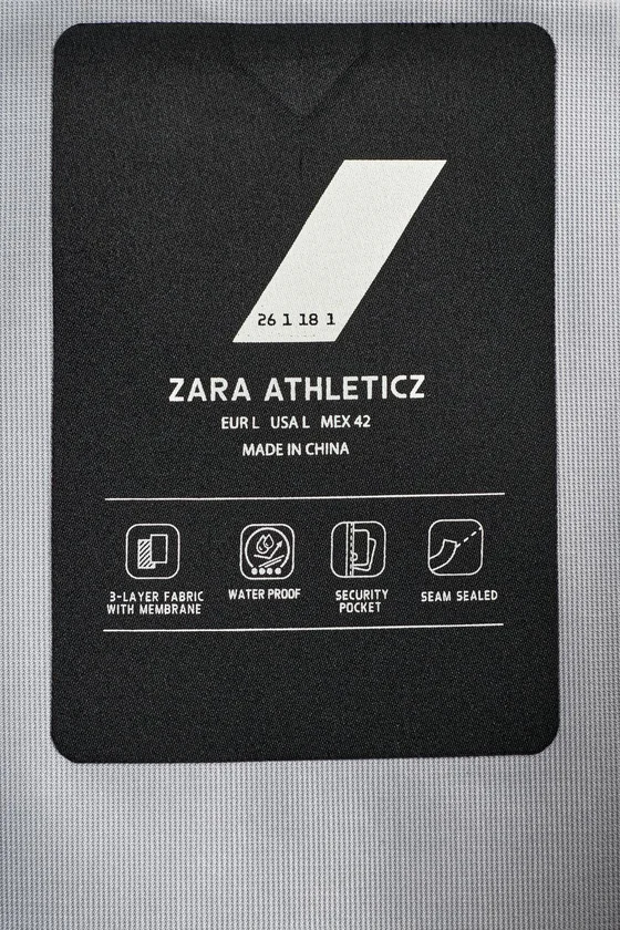 ТЕХНИЧНАЯ КУРТКА SHELL AARON LEVINE X ZARA