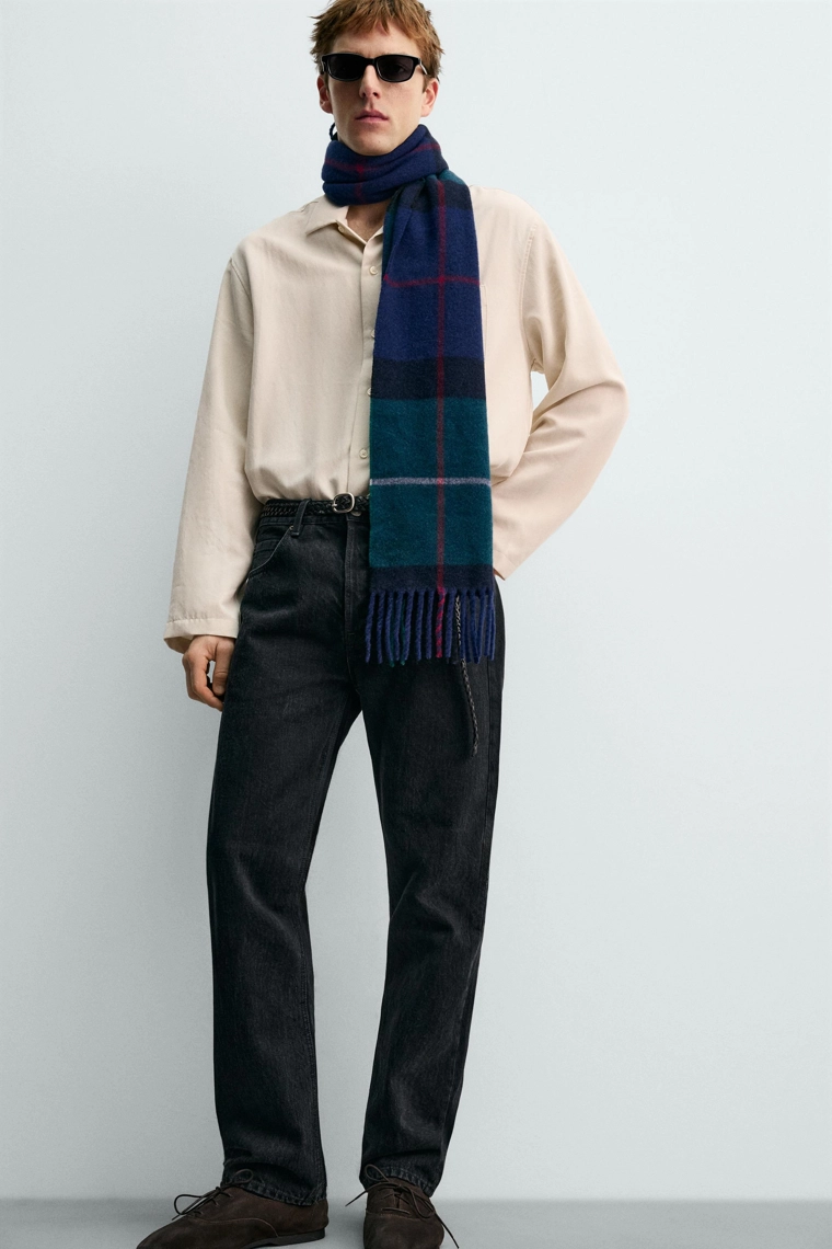 РУБАШКА ИЗ СТРУЯЩЕЙСЯ ТКАНИ СВОБОДНОГО КРОЯ AARON LEVINE X ZARA