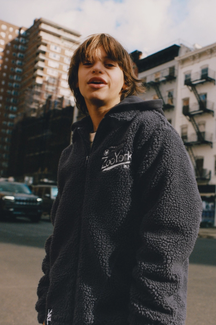 Куртка-рубашка из искусственного меха с отстёгивающимся капюшоном и вышивкой zoo york® x zara