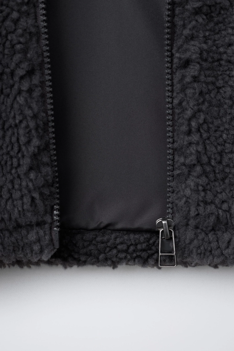 Куртка-рубашка из искусственного меха с отстёгивающимся капюшоном и вышивкой zoo york® x zara