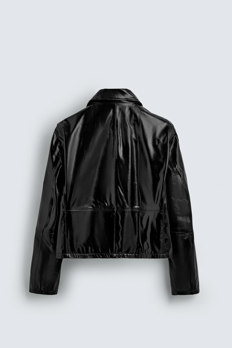 КУРТКА ИЗ БЛЕСТЯЩЕЙ КОЖИ