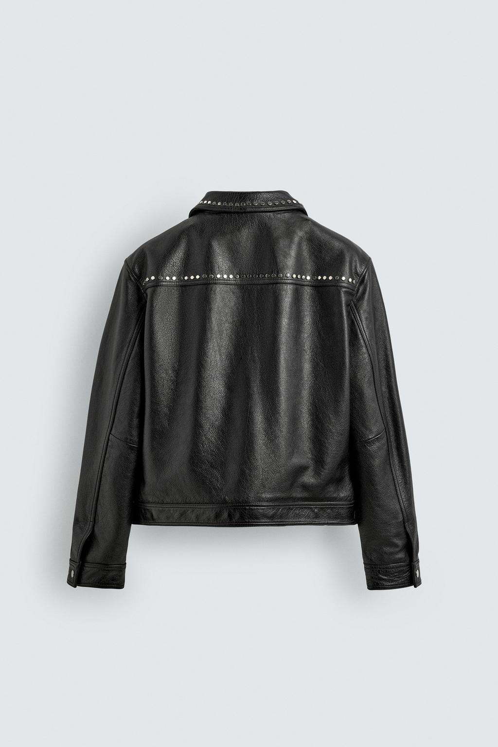 КОЖАНАЯ КУРТКА С ЗАКЛЕПКАМИ