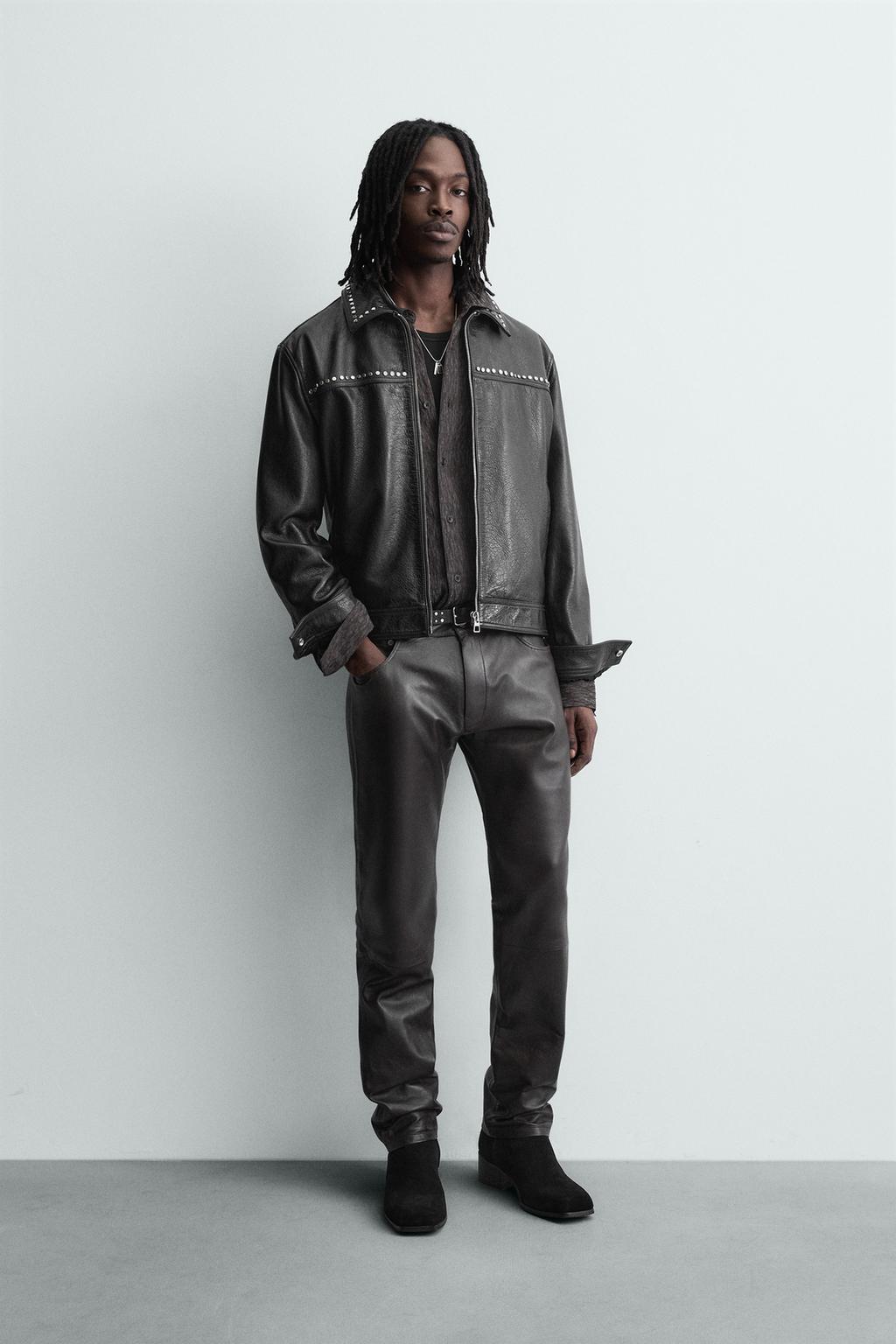 КОЖАНАЯ КУРТКА С ЗАКЛЕПКАМИ