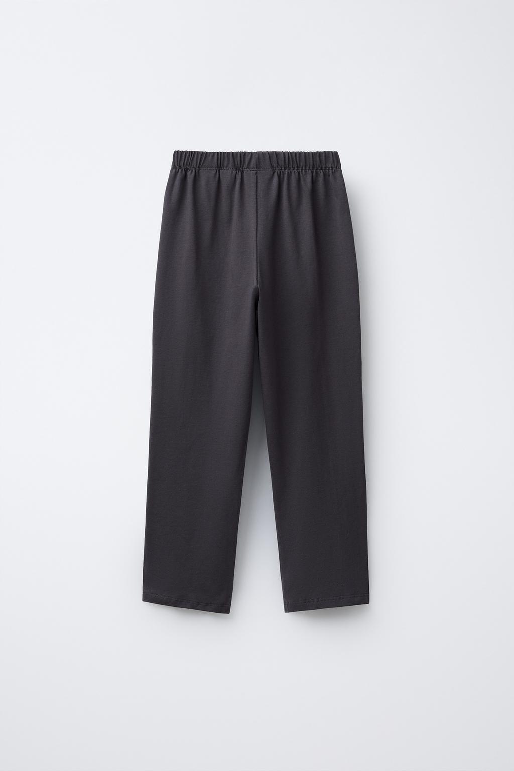 6-14 ЛЕТ/ПИЖАМА KPOP DEMON HUNTERS™ NETFLIX ©