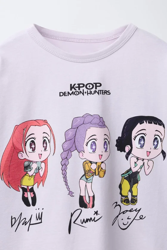 6-14 ЛЕТ/ПИЖАМА KPOP DEMON HUNTERS™ NETFLIX ©