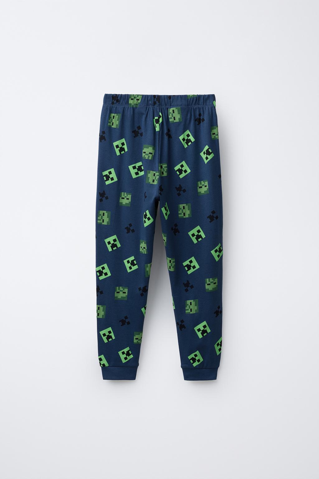 6-14 ЛЕТ/ПИЖАМА С ПРИНТОМ MINECRAFT © MOJANG AB. ™