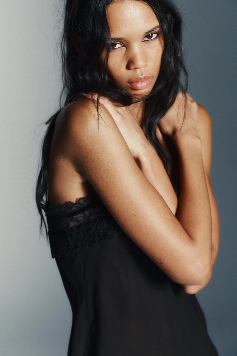 КОМБИНИРОВАННЫЙ ТОП ИЗ ЖОРЖЕТА С БАНТАМИ