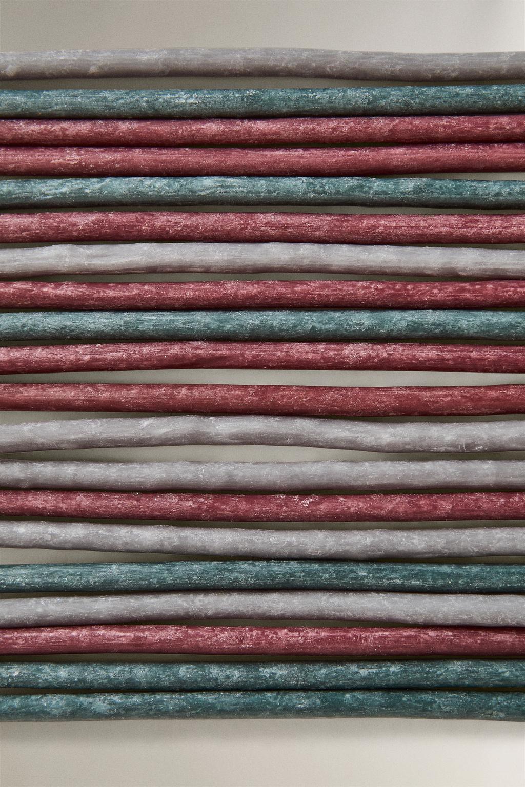 Набор из 20 длинных ароматизированных свечей с базиликовым ароматом