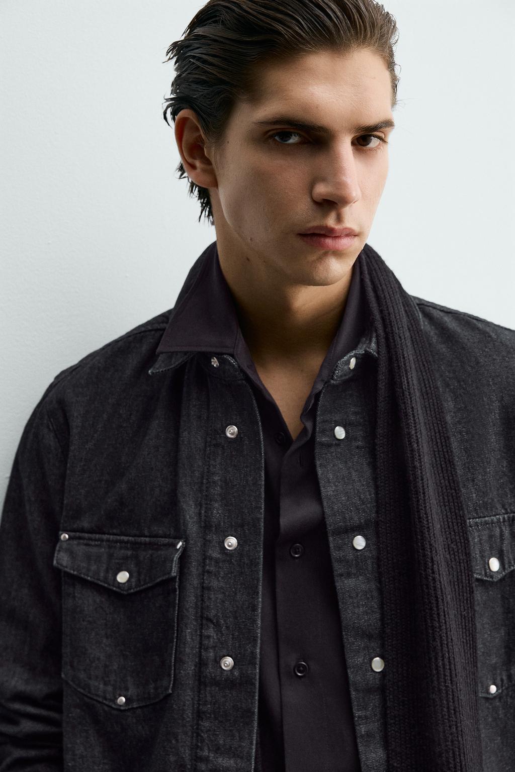 ДЖИНСОВАЯ РУБАШКА В КОВБОЙСКОМ СТИЛЕ С ЗАКЛЕПКАМИ