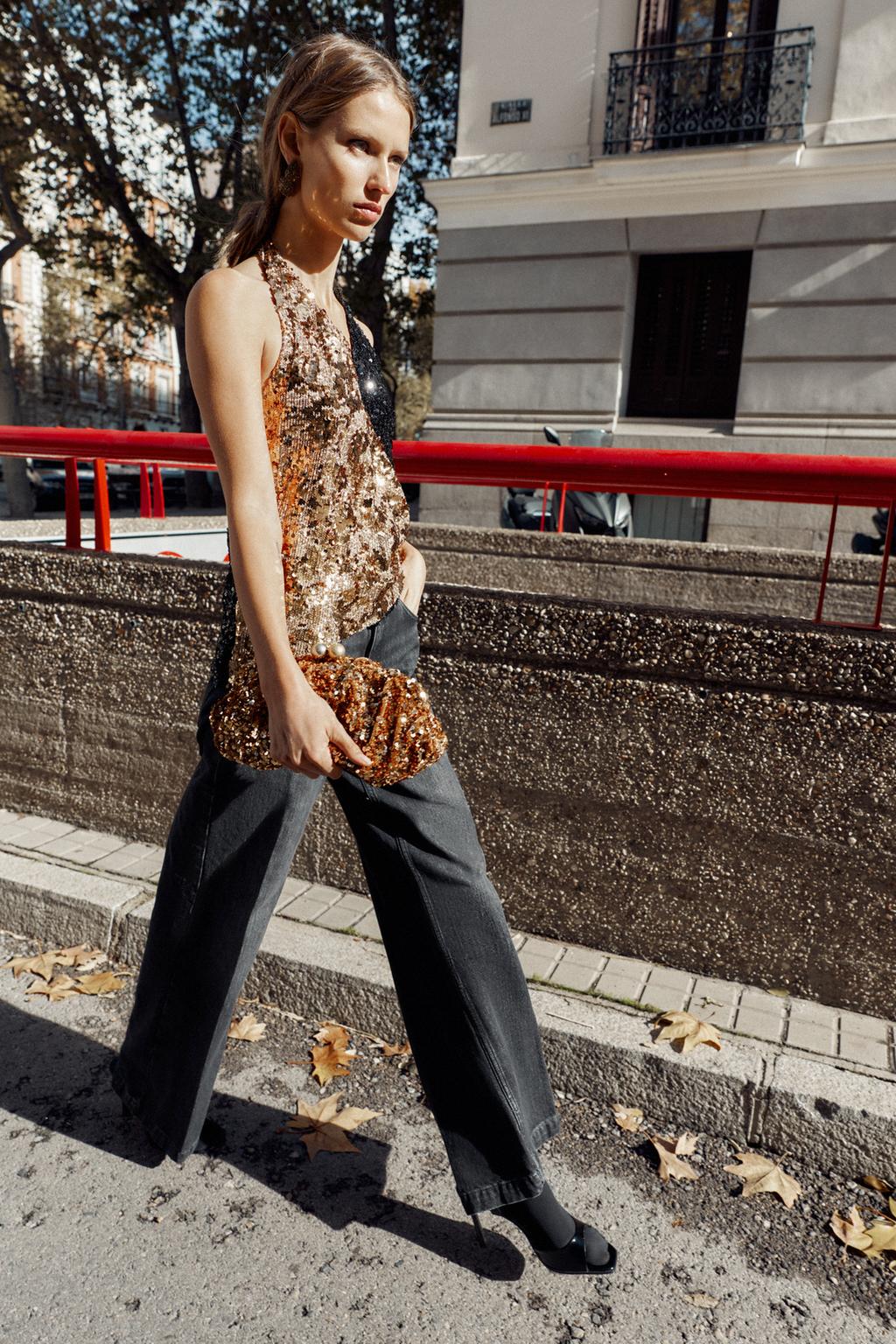 ТОП С ГОРЛОВИНОЙ ХАЛТЕР И ПАЙЕТКАМИ