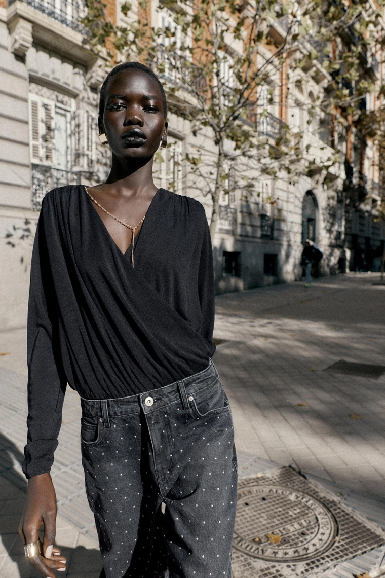 ДЖИНСЫ Z1975 СВОБОДНОГО ПРЯМОГО КРОЯ С ВЫСОКОЙ ПОСАДКОЙ И БЛЕСТКАМИ