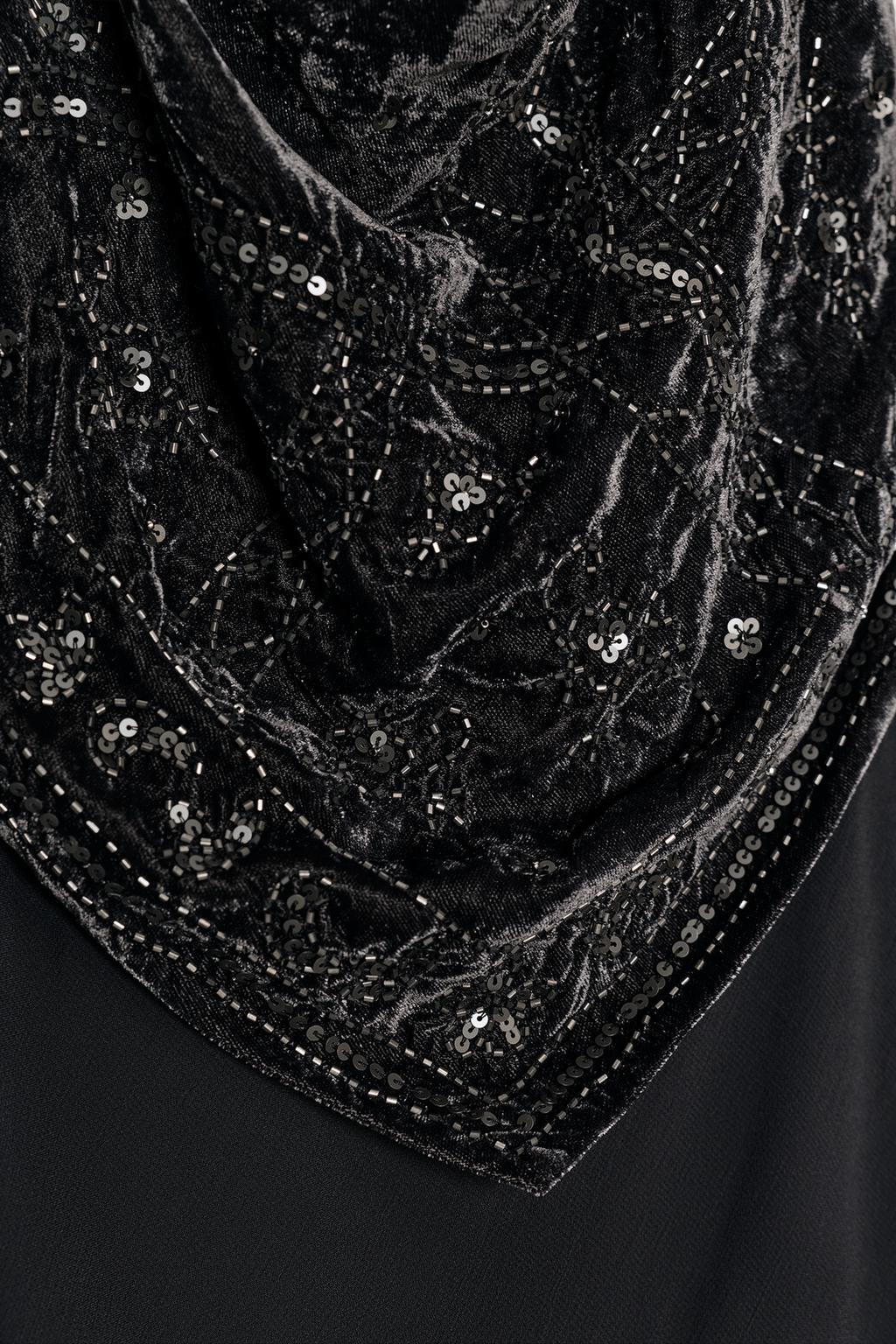 ДЛИННОЕ БАРХАТНОЕ ПЛАТЬЕ С БУСИНАМИ