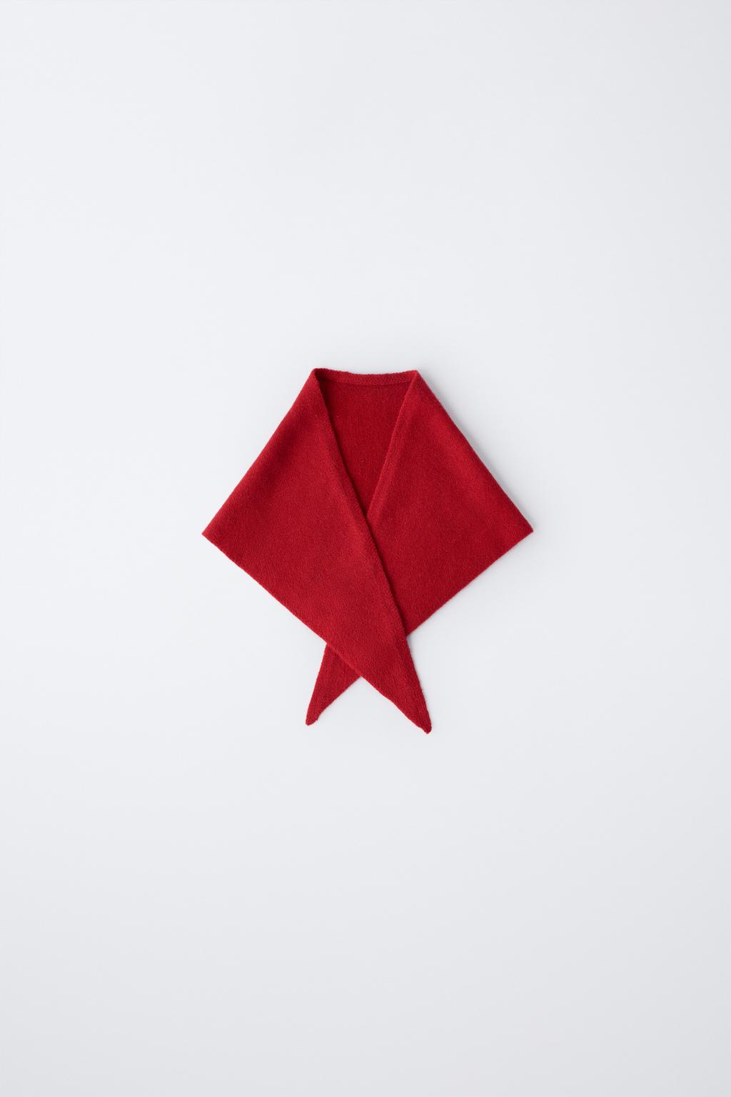 ТРЕУГОЛЬНЫЙ ПЛАТОК ИЗ ТОНКОГО ТРИКОТАЖА