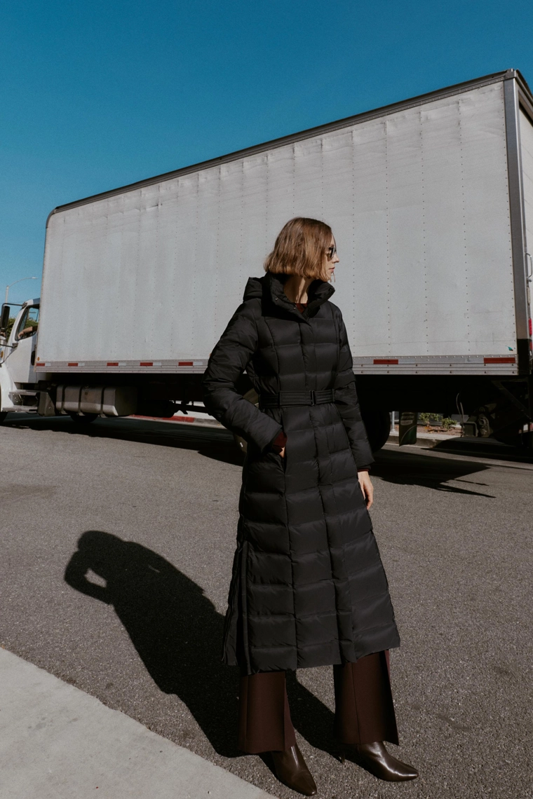 ПУХОВИК С КАПЮШОНОМ И РЕМНЕМ WATER REPELLENT WINDPROOF