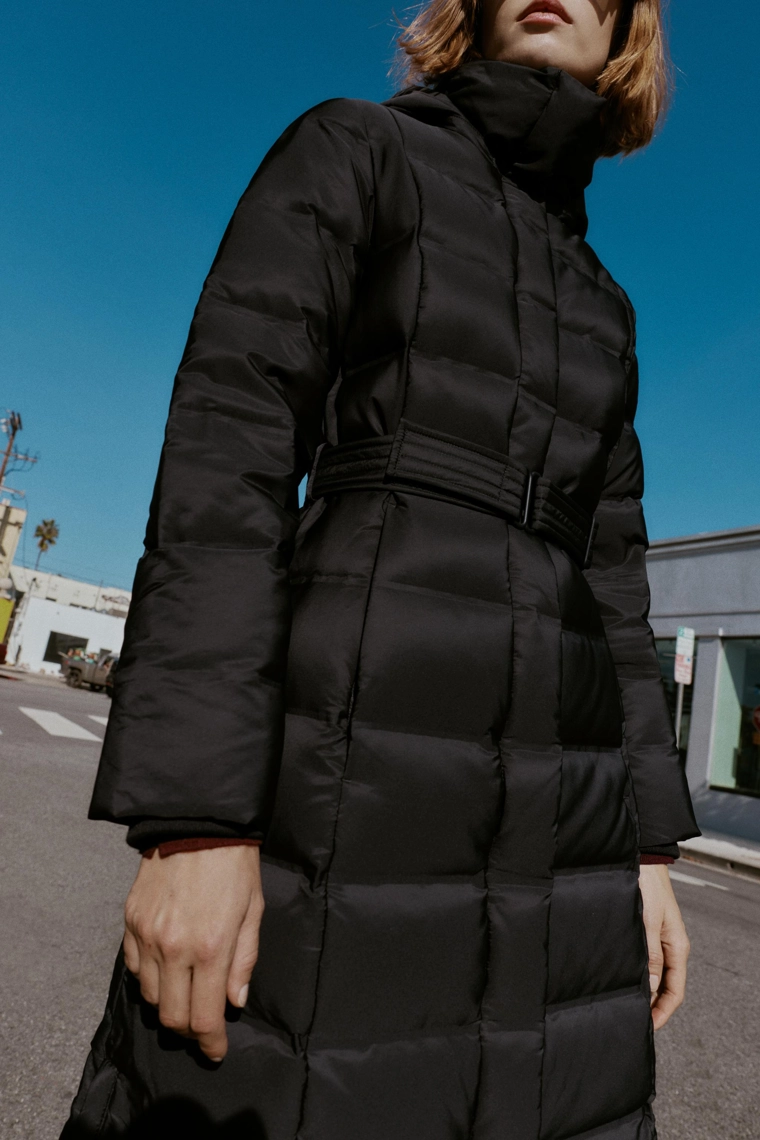 ПУХОВИК С КАПЮШОНОМ И РЕМНЕМ WATER REPELLENT WINDPROOF