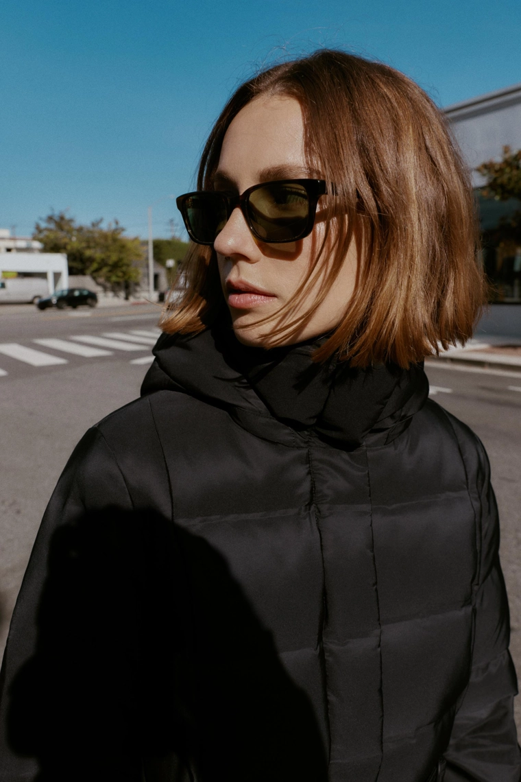 ПУХОВИК С КАПЮШОНОМ И РЕМНЕМ WATER REPELLENT WINDPROOF